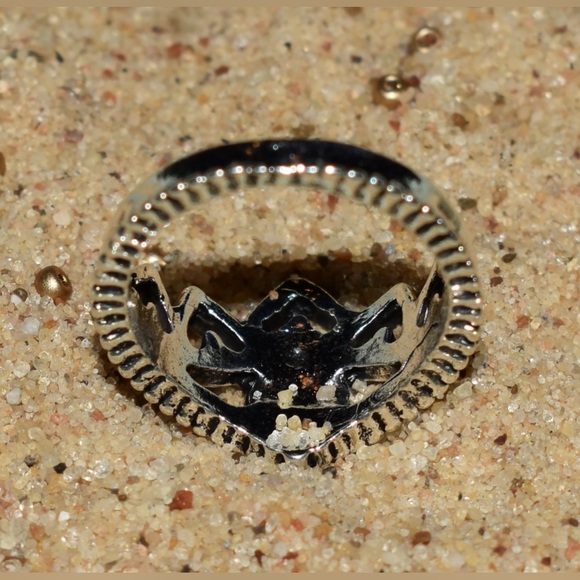 Crown Stacking Ring - Picture 3 of 3